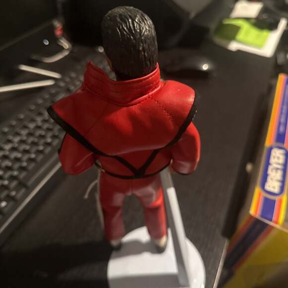 1984 Thriller: Michael Jackson Doll - Picture 2 of 4